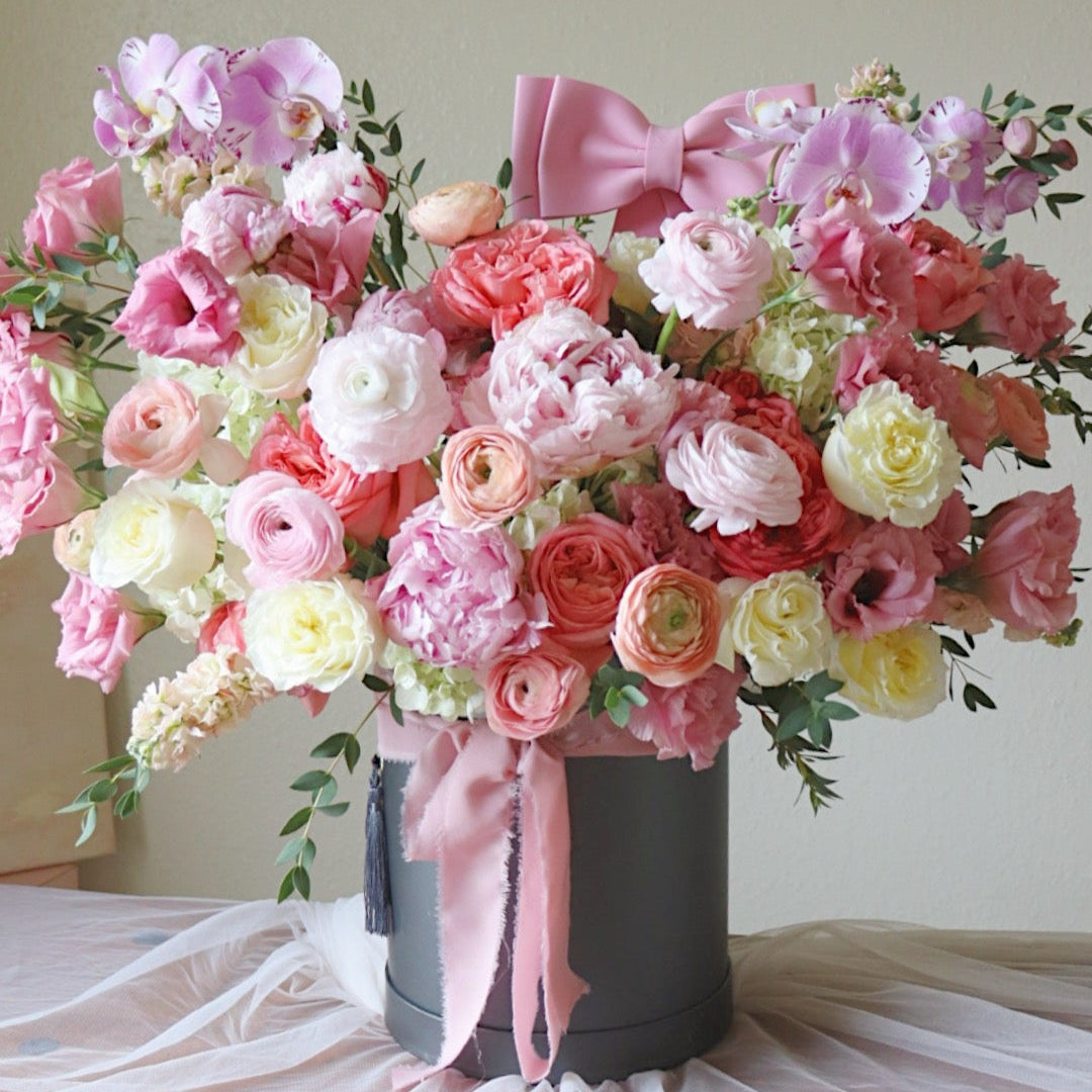 Ribbon & Blush Box